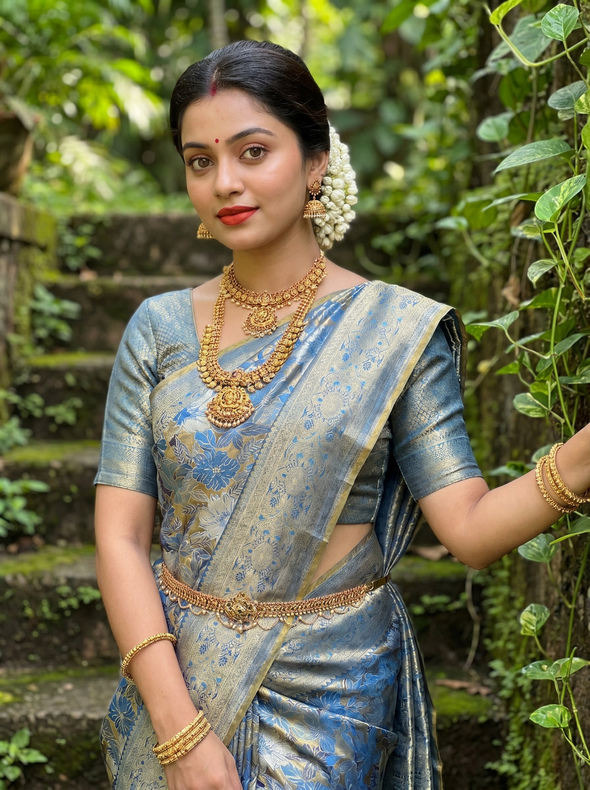 MIMOSA Ananda Kanjivaram Art Silk Saree β pose 10 styling detail