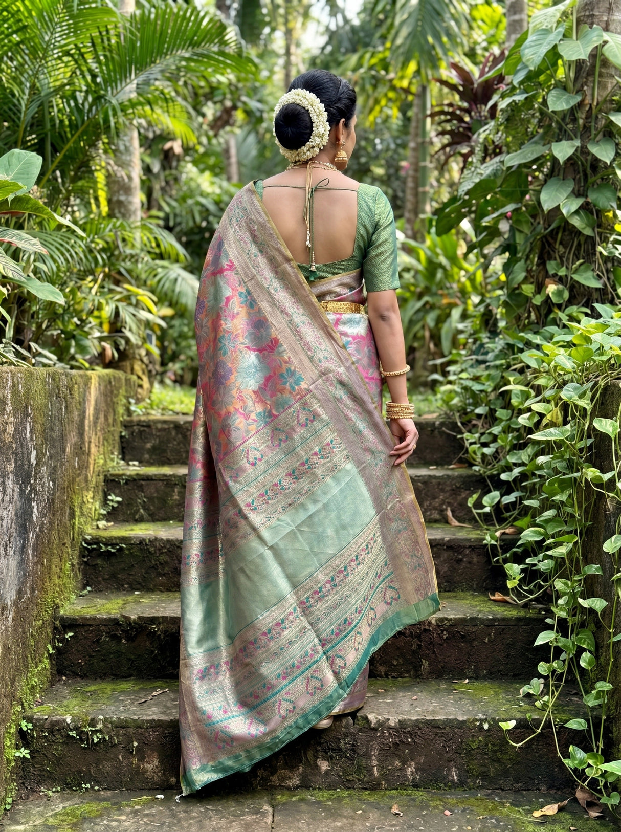 MIMOSA Rama Kanjivaram Art Silk Saree β Blouse Fabric Detail