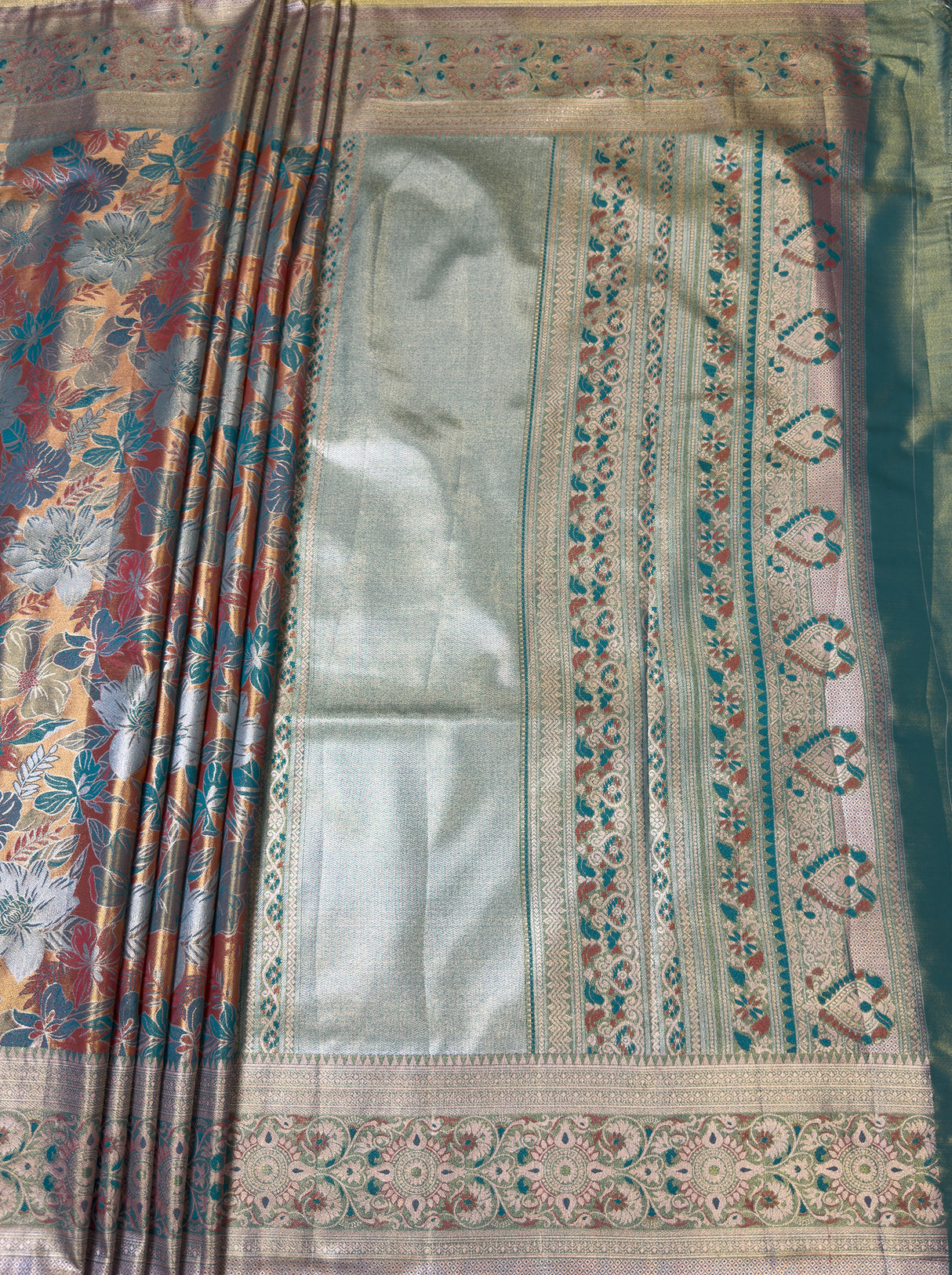 MIMOSA Saffire Kanjivaram Art Silk Saree β pallu and zari work detail