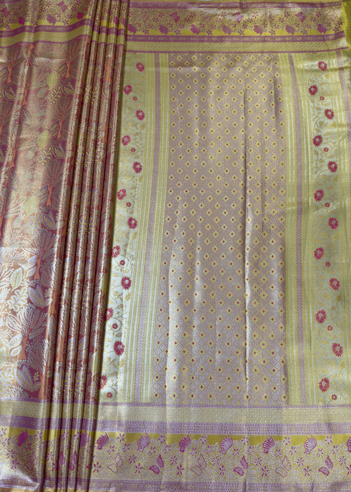 MIMOSA Saree Saree β pallu and zari work detail