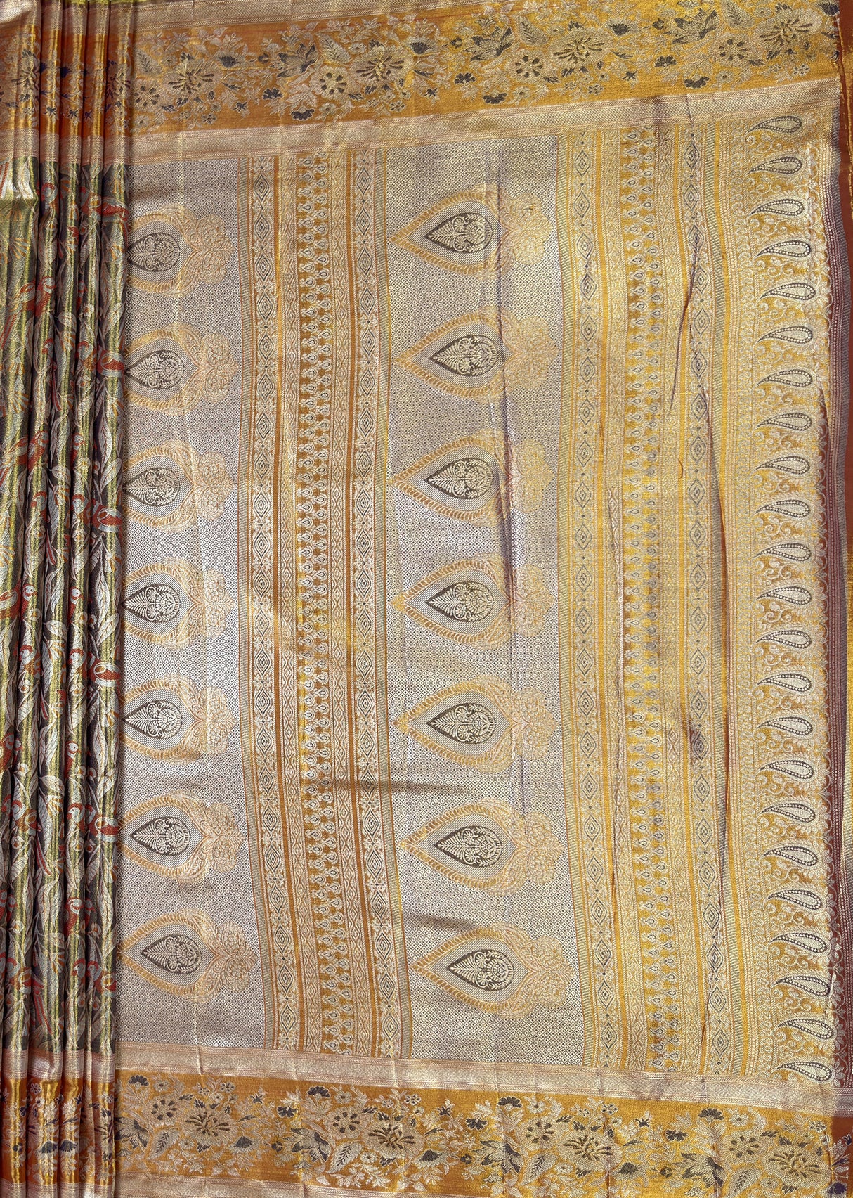 MIMOSA Navy Kanjivaram Art Silk Saree β pallu and zari work detail