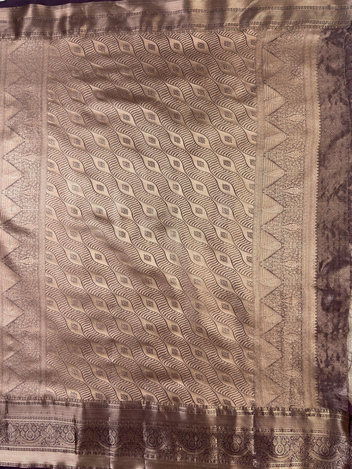 MIMOSA Gold Kanjivaram Art Silk Saree — pallu and zari work detail