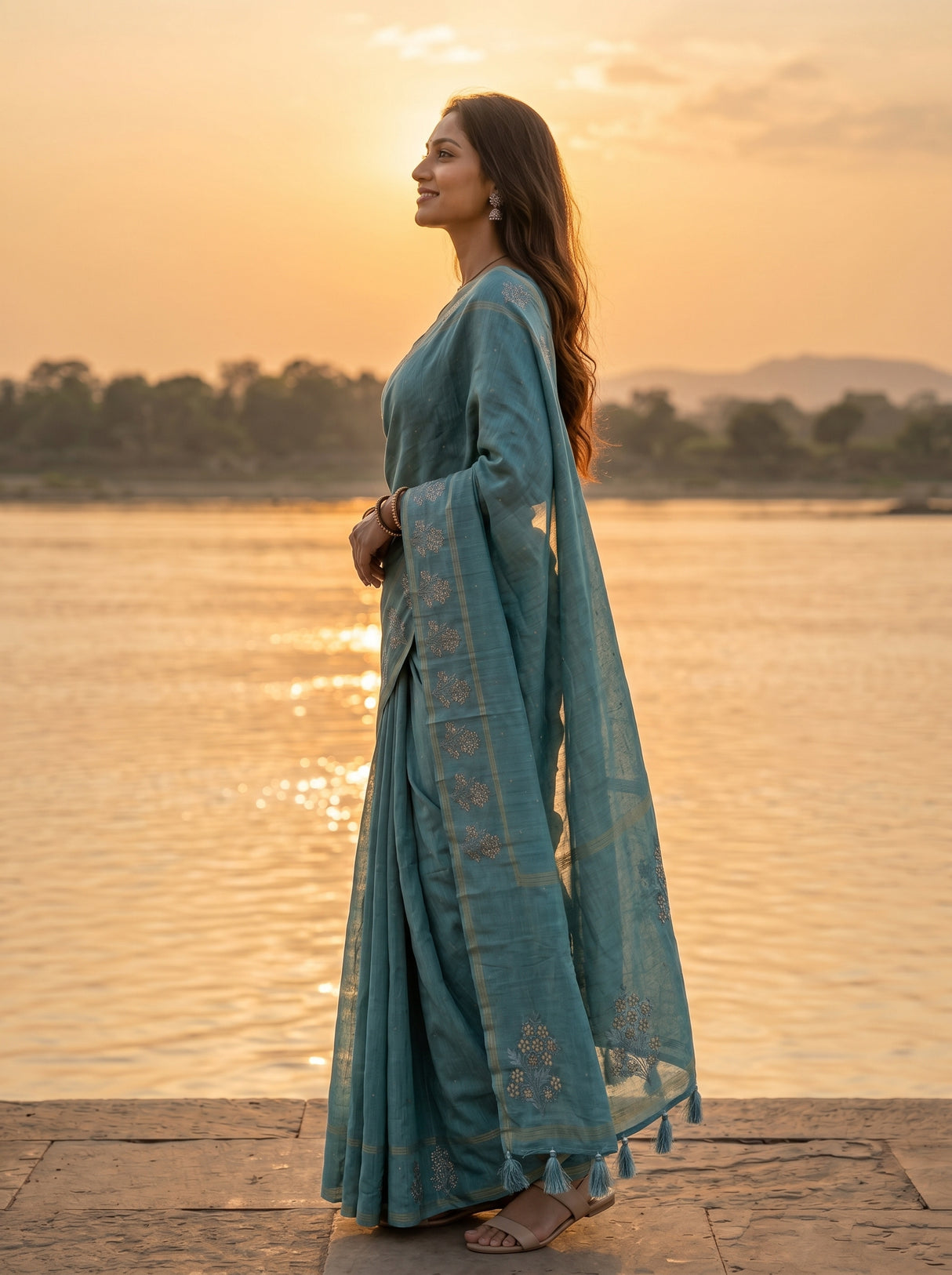 MIMOSA Saree Saree — pose 3 styling detail