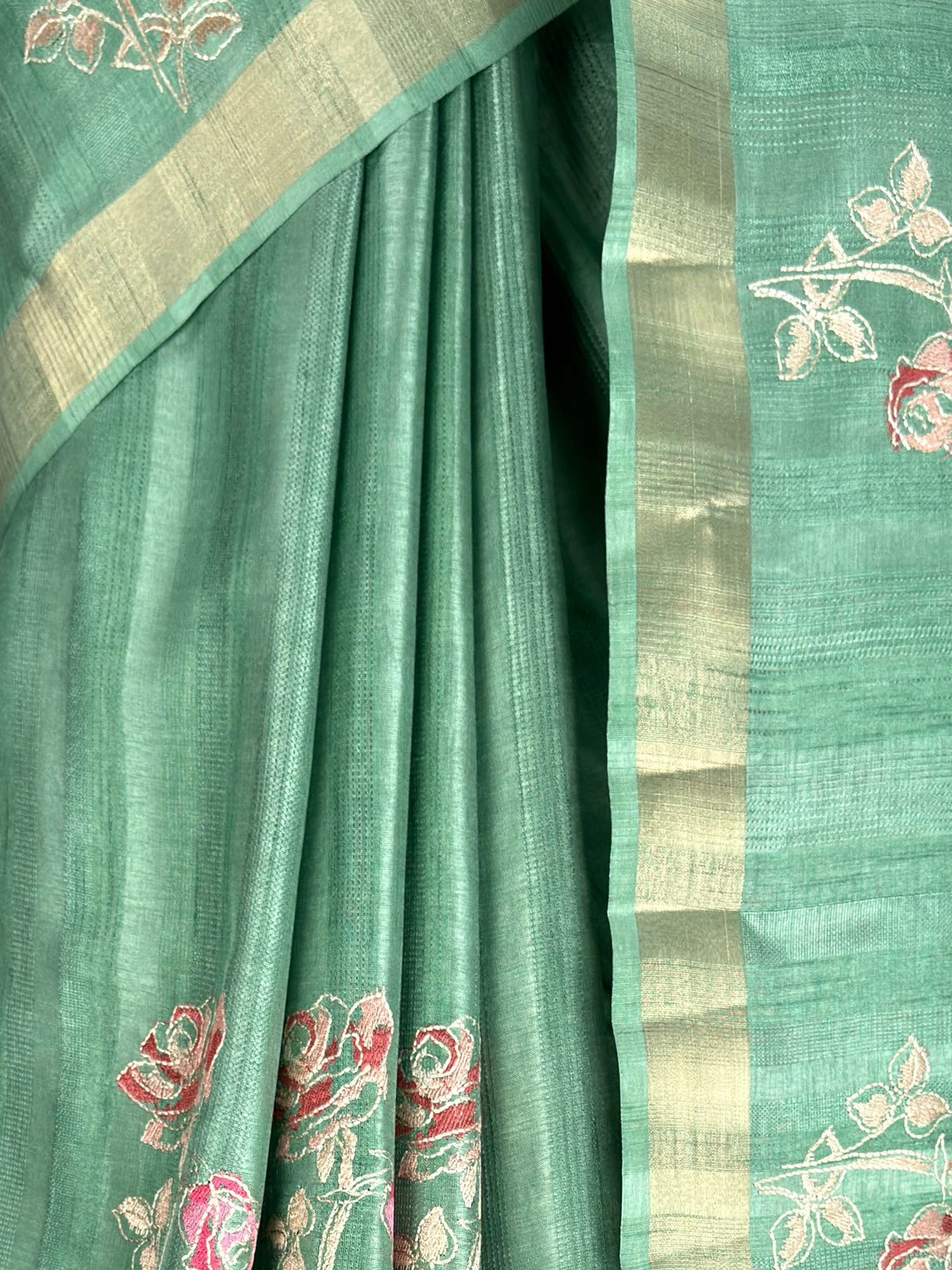 MIMOSA Saree Saree — fleets shot full lifestyle