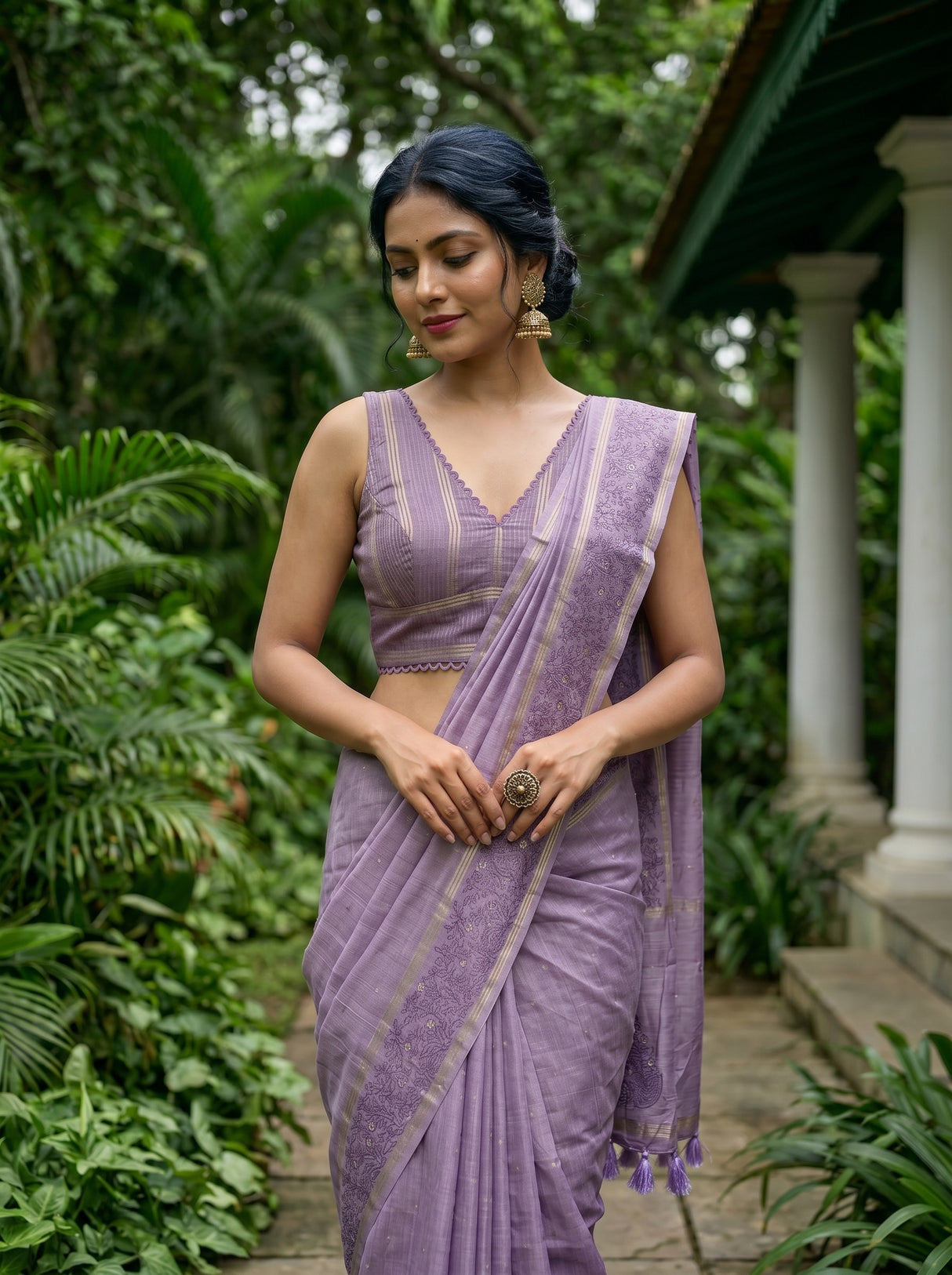MIMOSA Violet Saree Saree — pose 10 styling detail