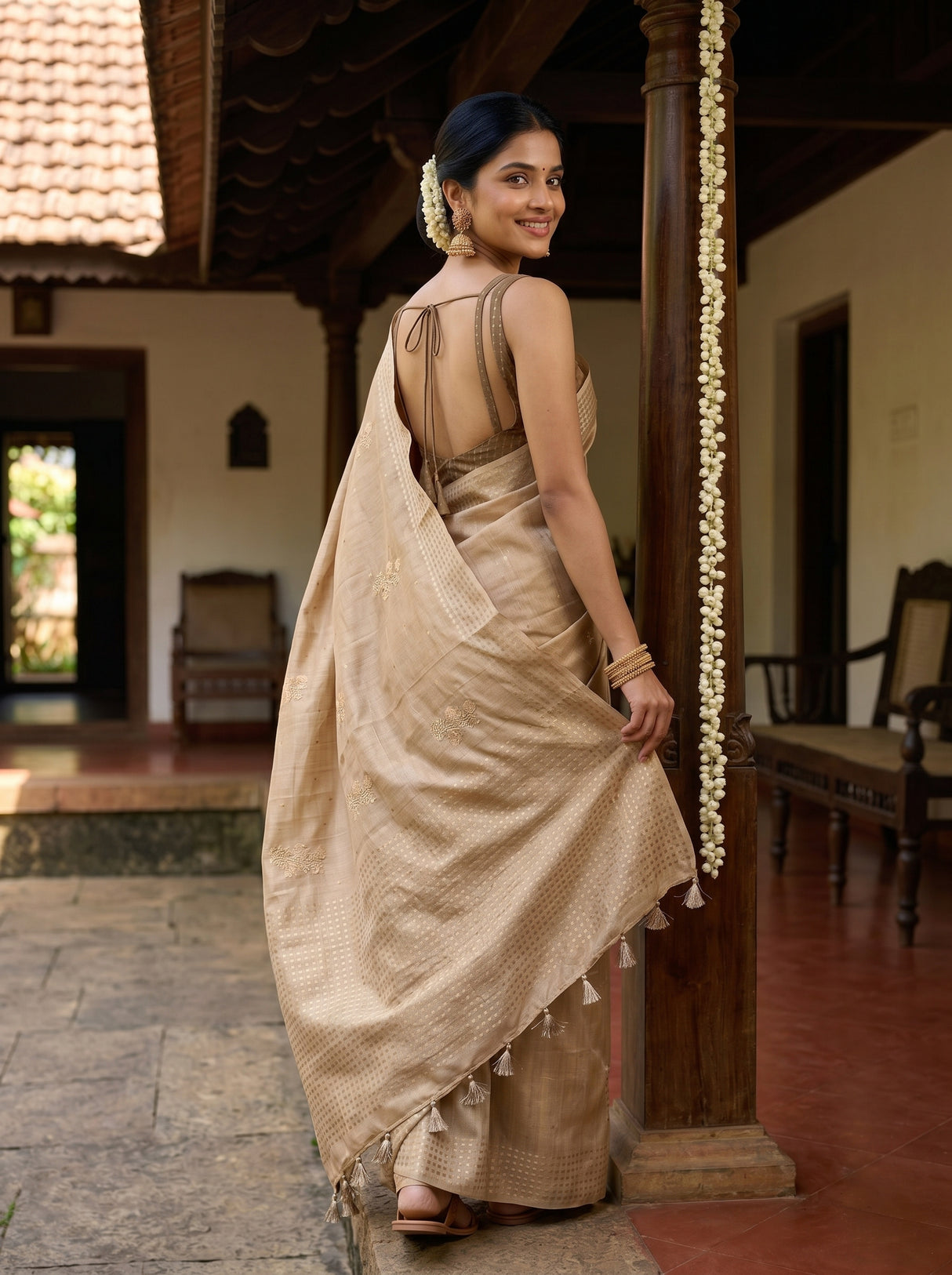 MIMOSA Saree Saree — pose 7 styling detail