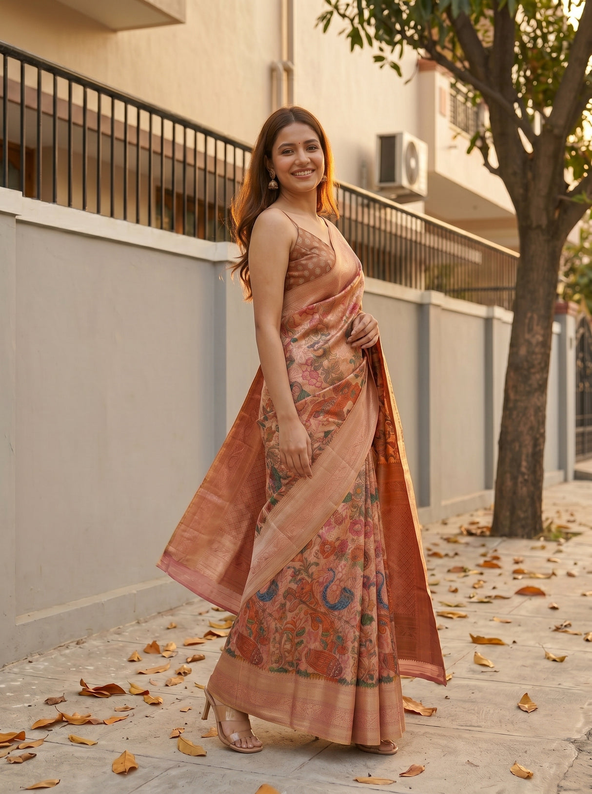 MIMOSA Saree Saree — pose 9 styling detail
