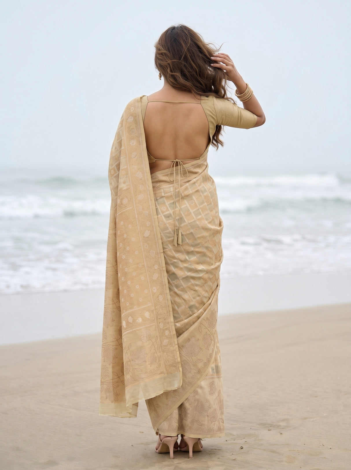 MIMOSA Saree Saree — pose 2 styling detail