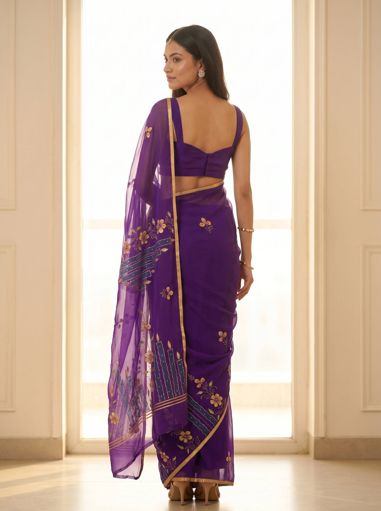 MIMOSA Saree Saree — pose 2 styling detail