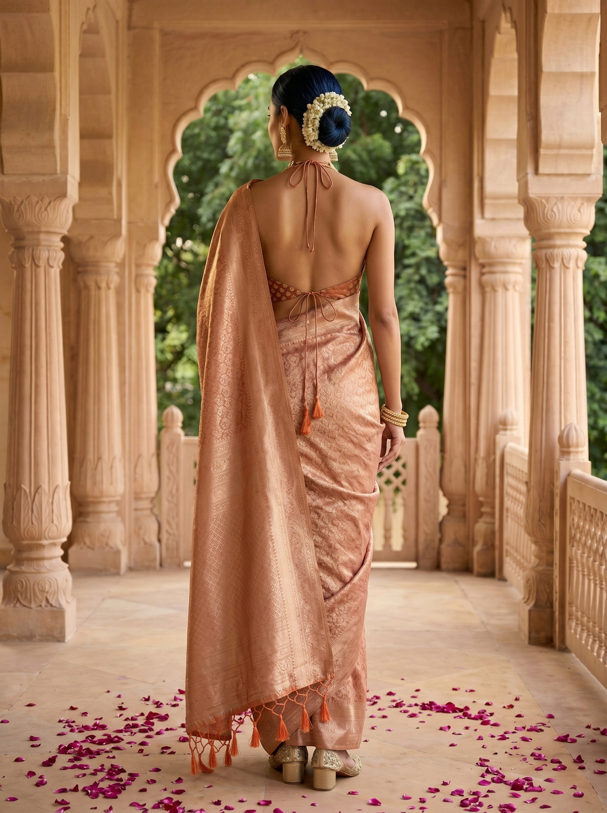 MIMOSA Saree Saree — pose 2 styling detail