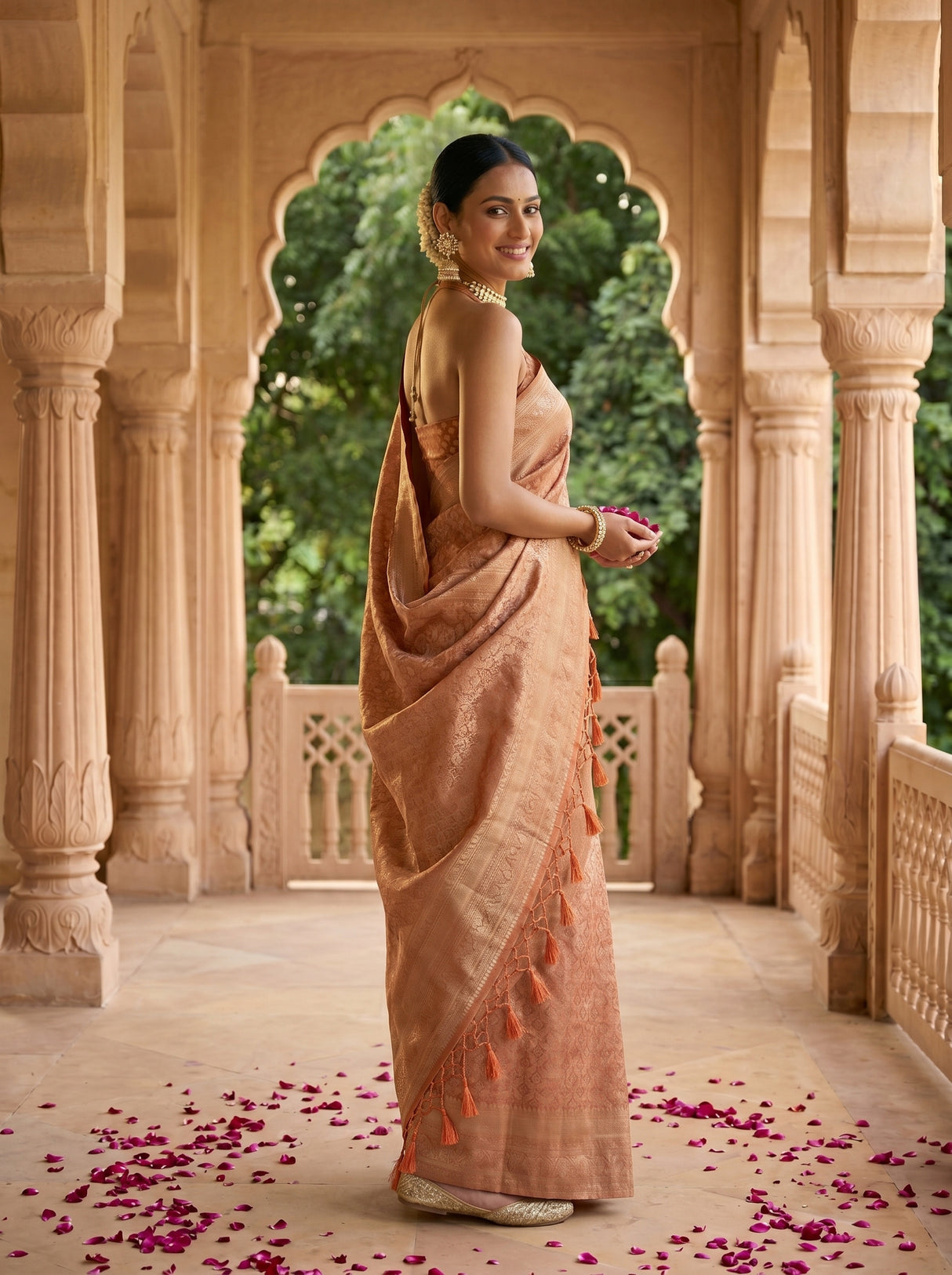 MIMOSA Saree Saree — pose 5 styling detail