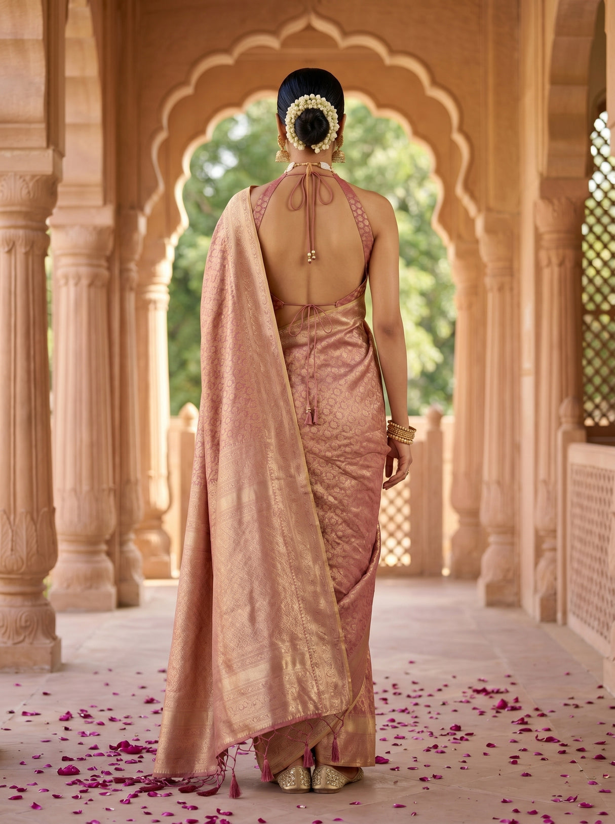 MIMOSA Saree Saree — pose 2 styling detail