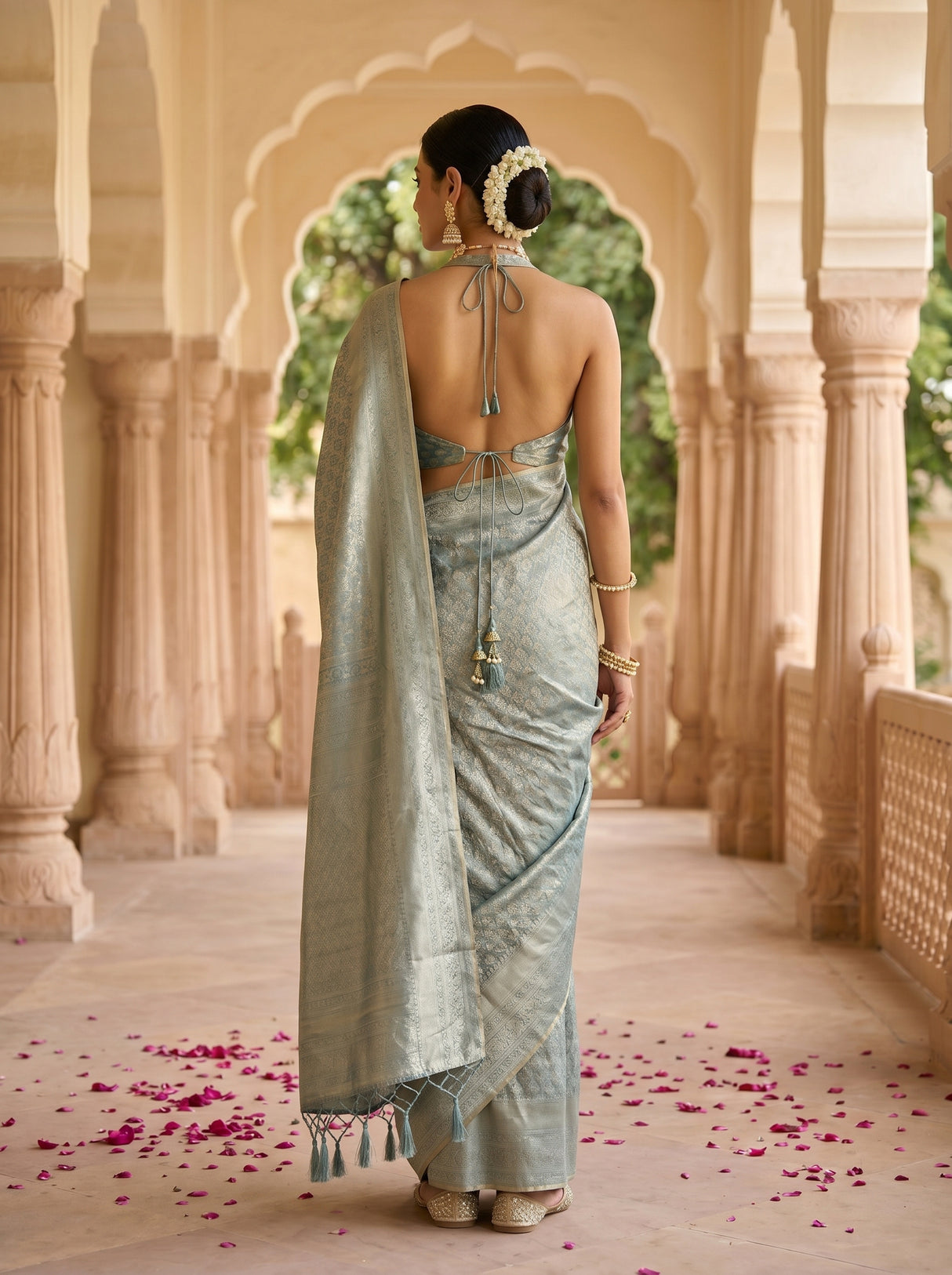 MIMOSA Saree Saree — pose 2 styling detail