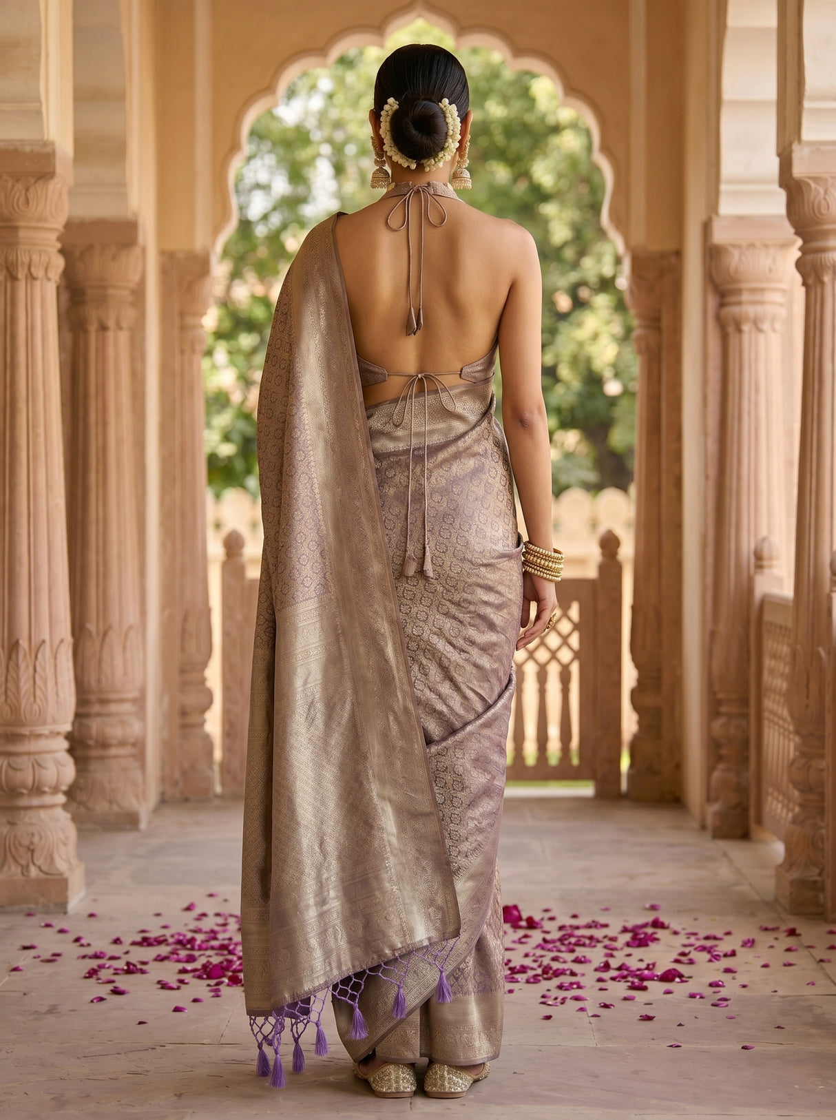MIMOSA Saree Saree — pose 2 styling detail