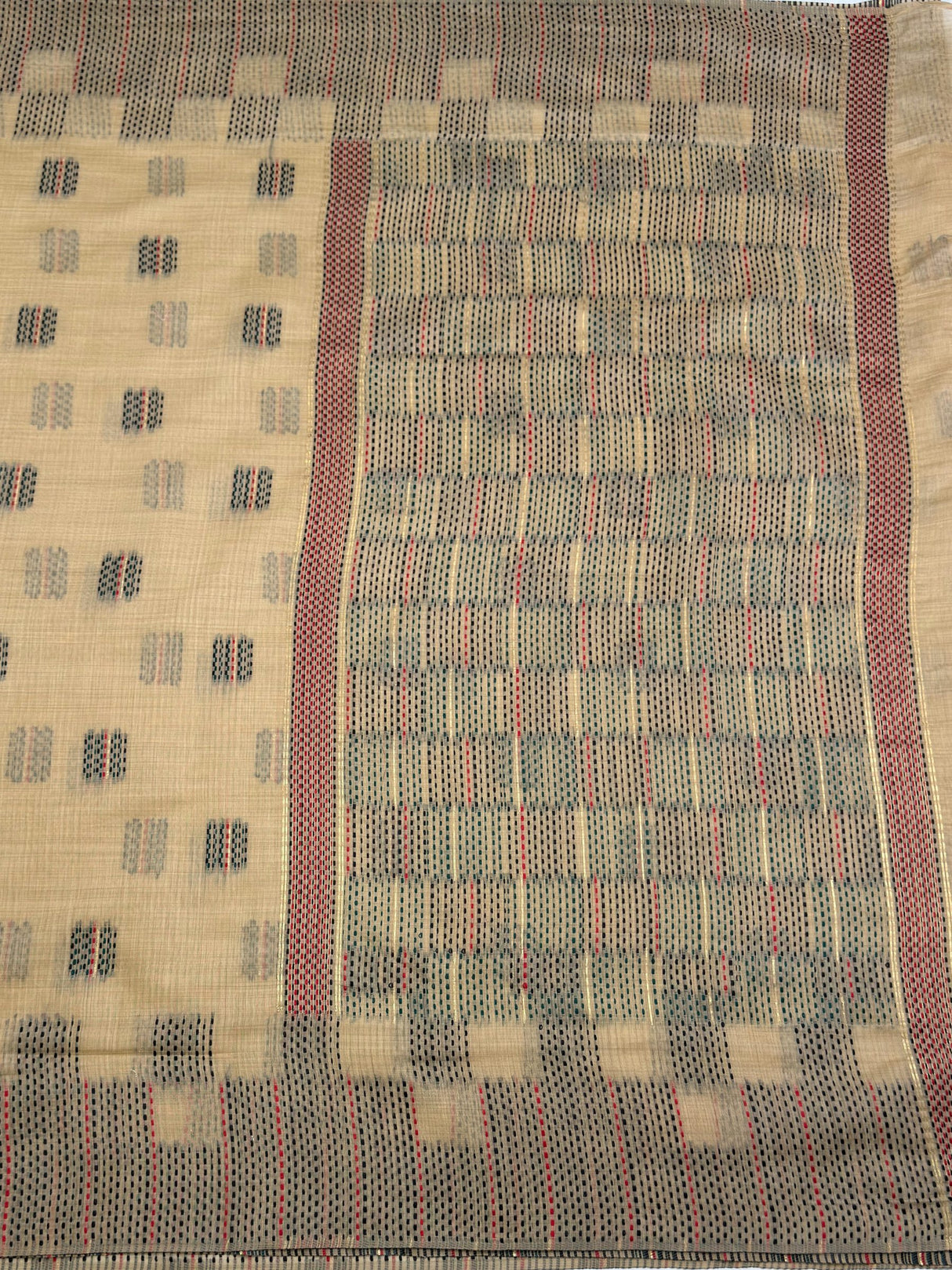 MIMOSA Saree Saree — pallu and zari work detail