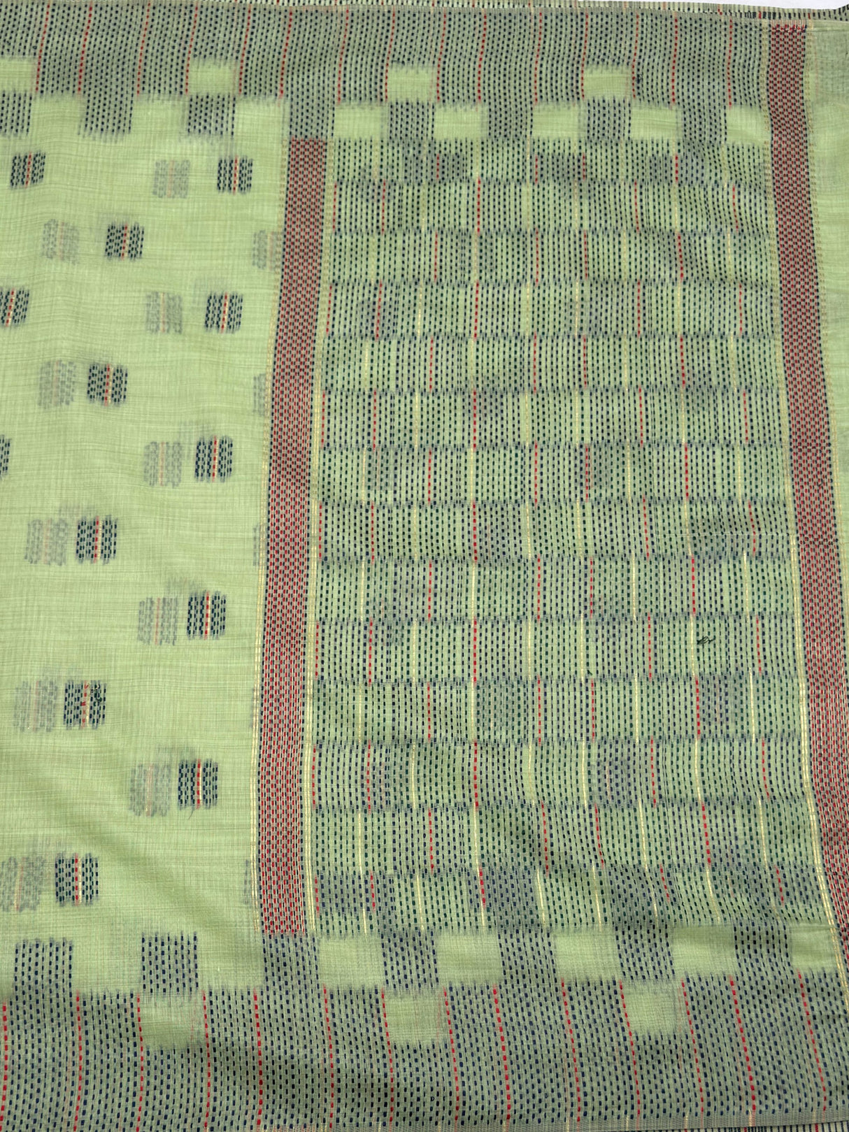MIMOSA Saree Saree — pallu and zari work detail