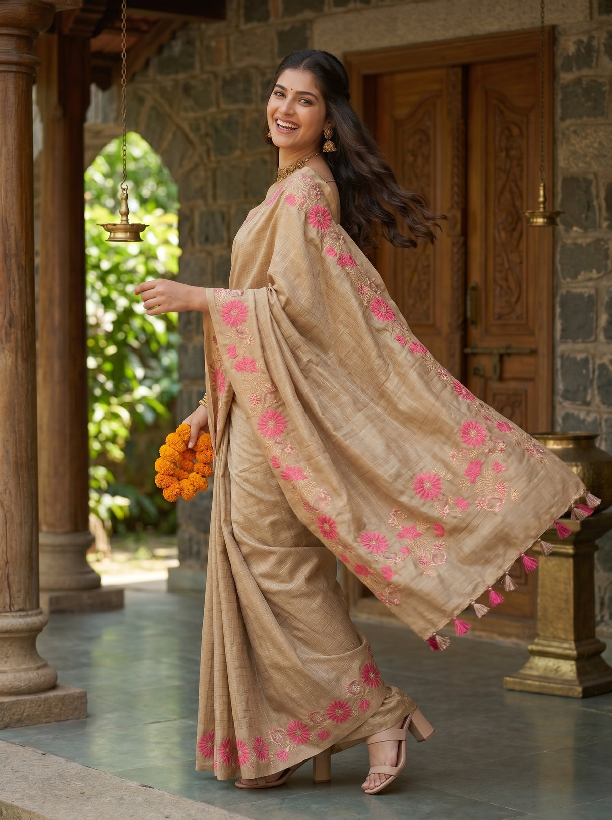 MIMOSA Chiku Saree Saree — pose 9 styling detail
