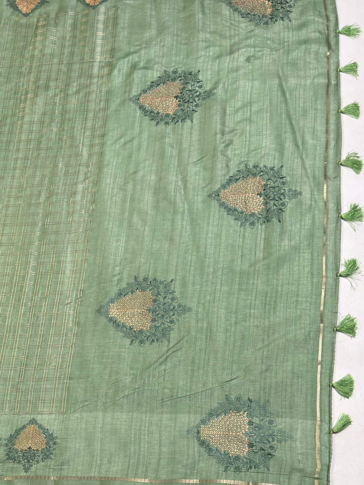 MIMOSA Pista Saree Saree — pallu and zari work detail