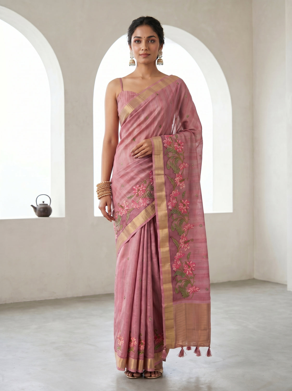 MIMOSA Saree Saree — pose 10 styling detail