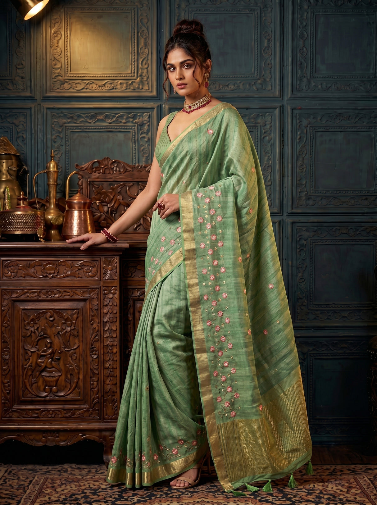 MIMOSA Saree Saree — pose 4 styling detail
