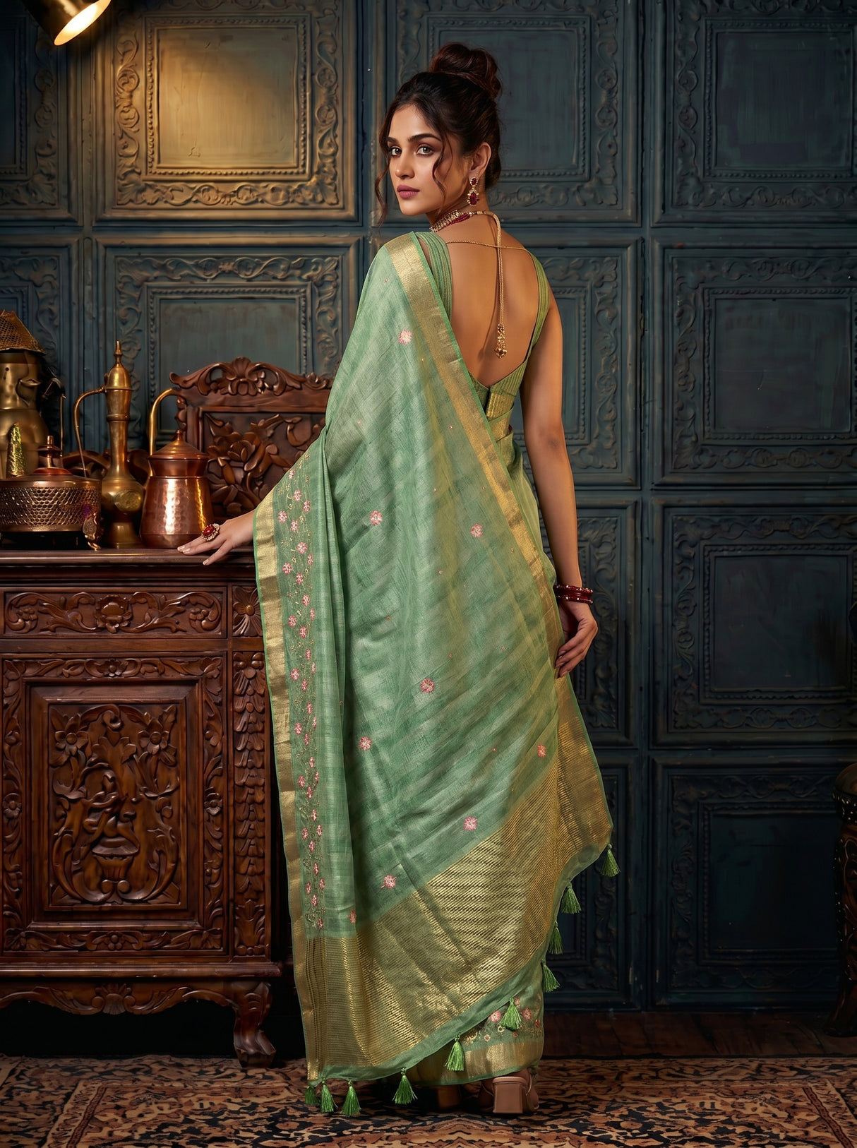 MIMOSA Saree Saree — pose 9 styling detail