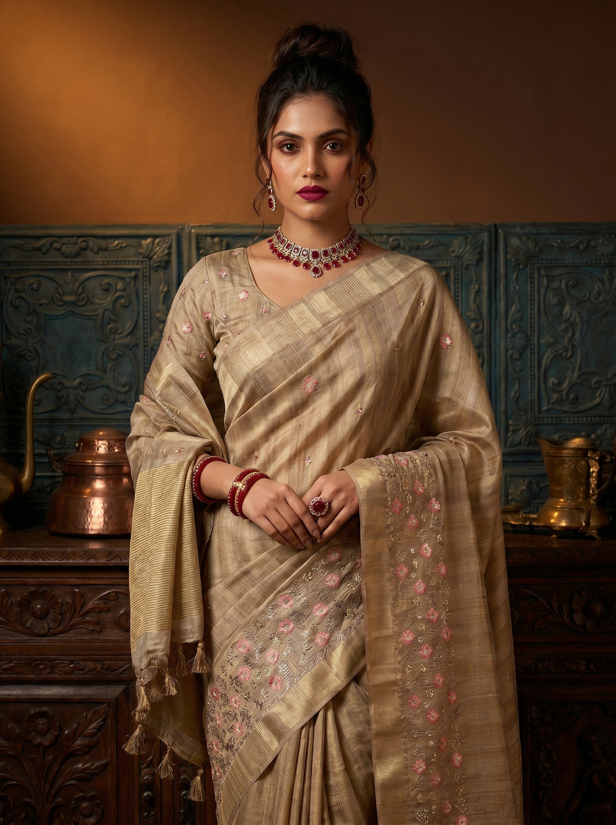 MIMOSA Saree Saree — pose 10 styling detail