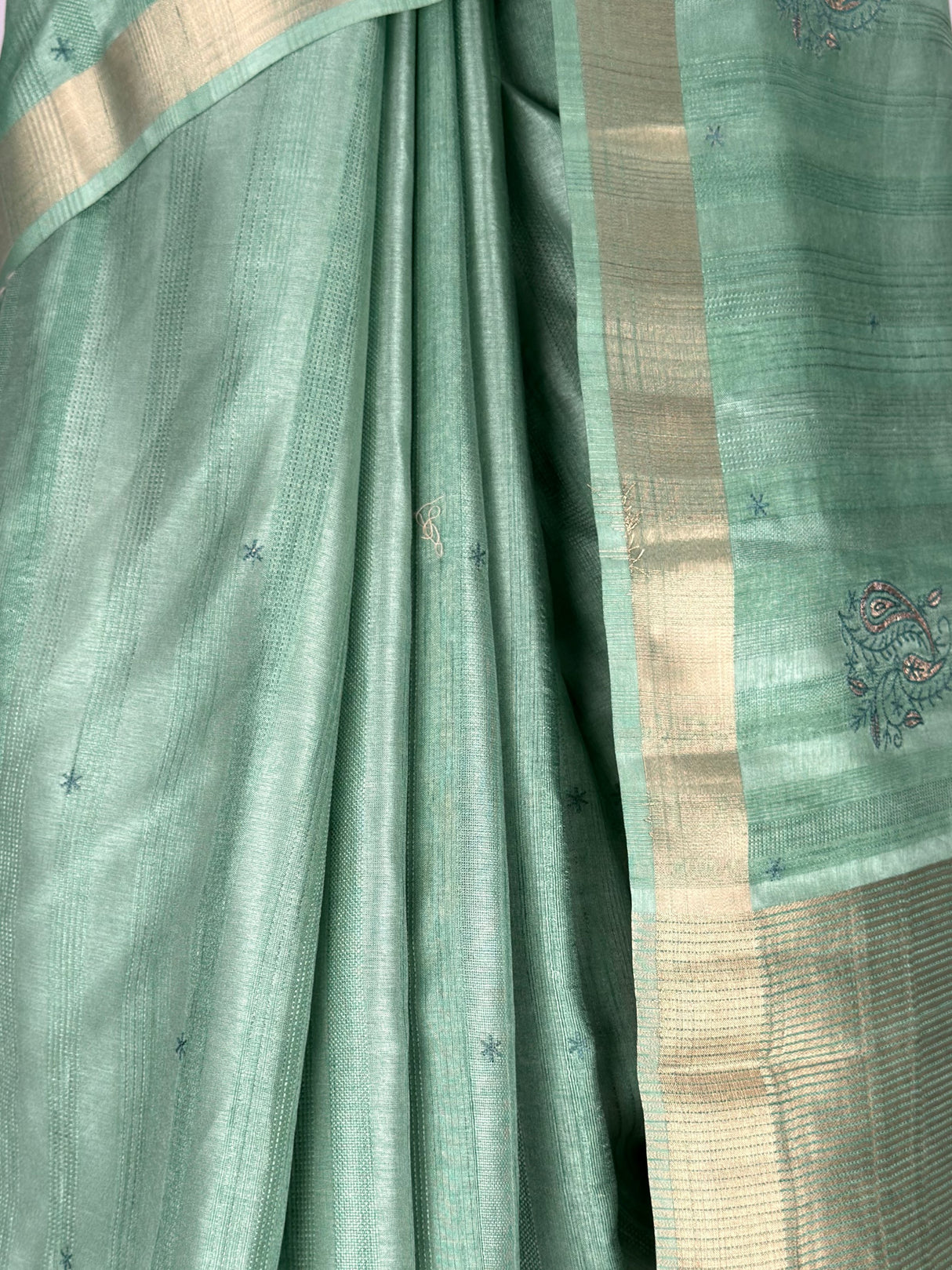 MIMOSA Saree Saree — fleets shot full lifestyle