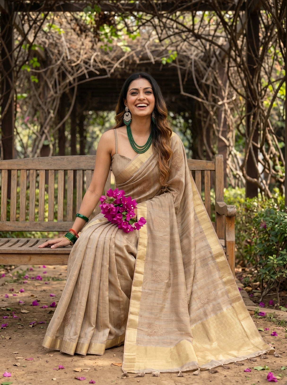 MIMOSA Saree Saree — pose 8 styling detail