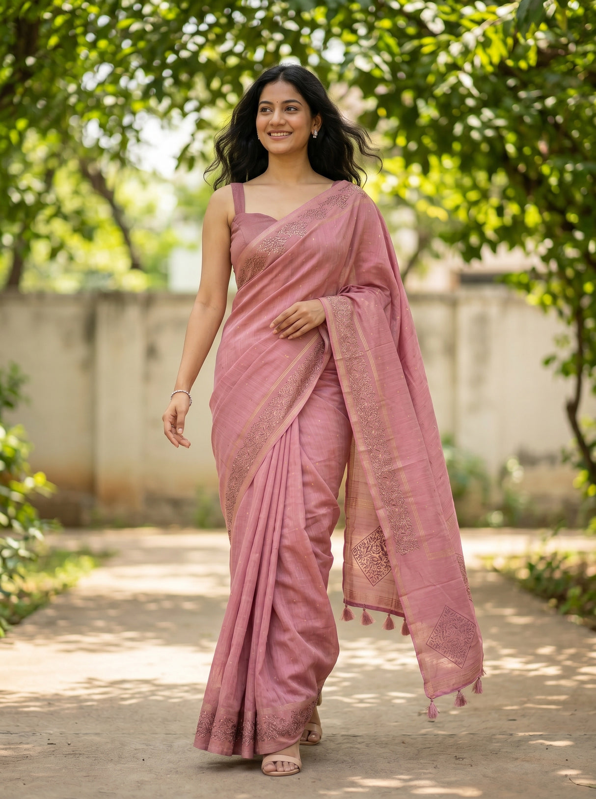 MIMOSA Saree Saree — pose 6 styling detail