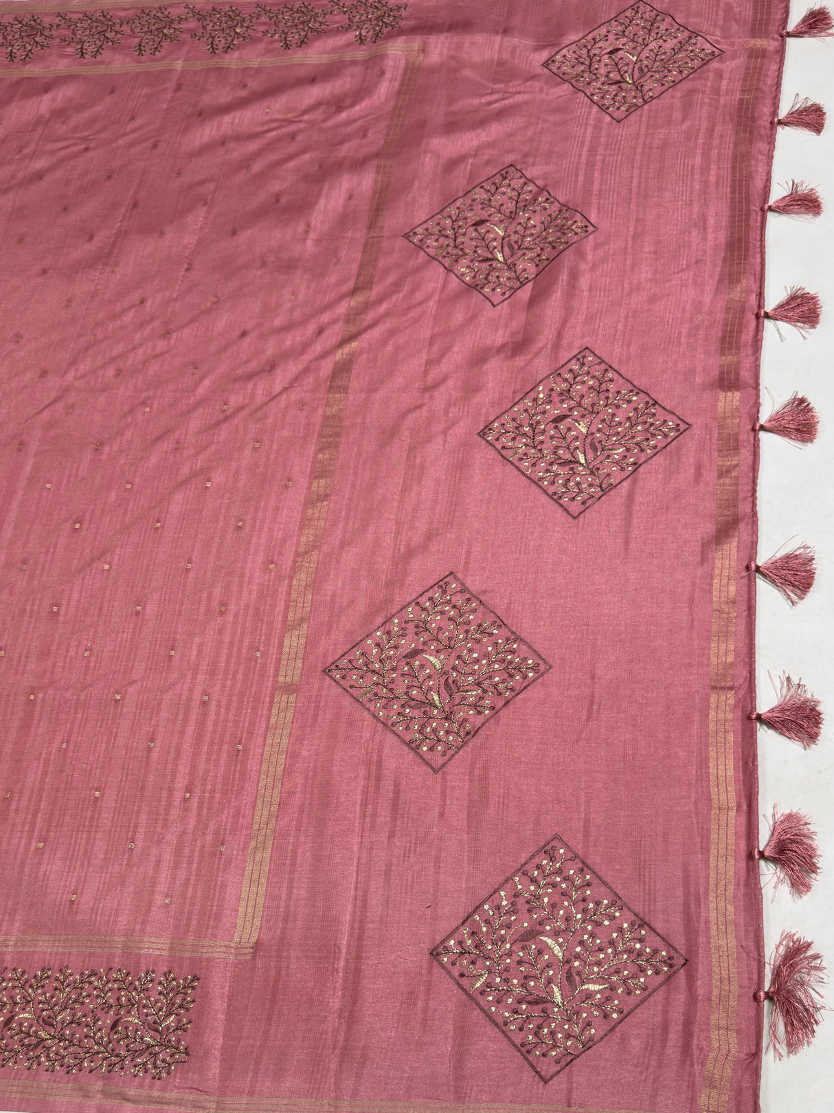 MIMOSA Saree Saree — pallu and zari work detail
