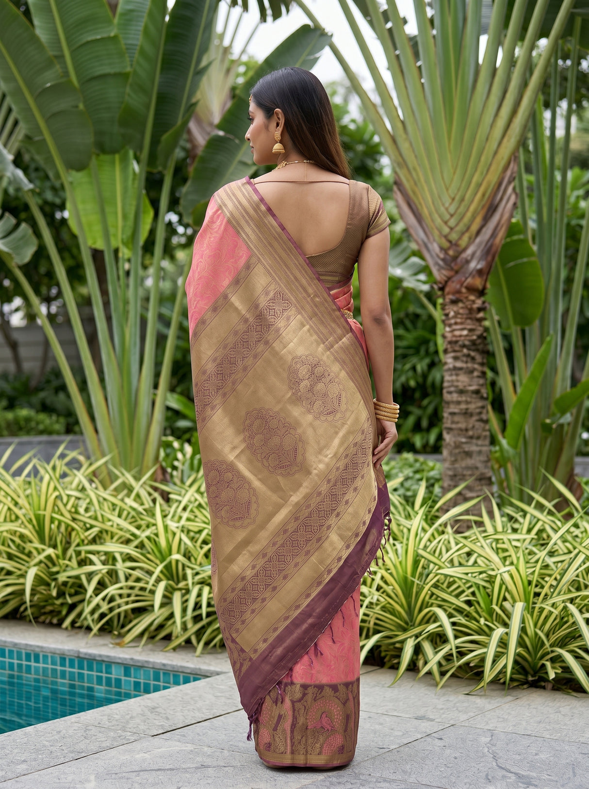 MIMOSA Saree Saree — pose 2 styling detail