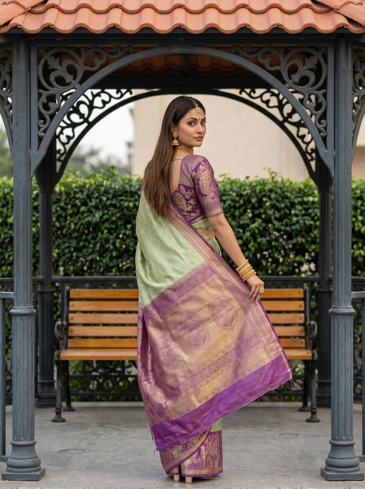 MIMOSA Saree Saree — pose 7 styling detail