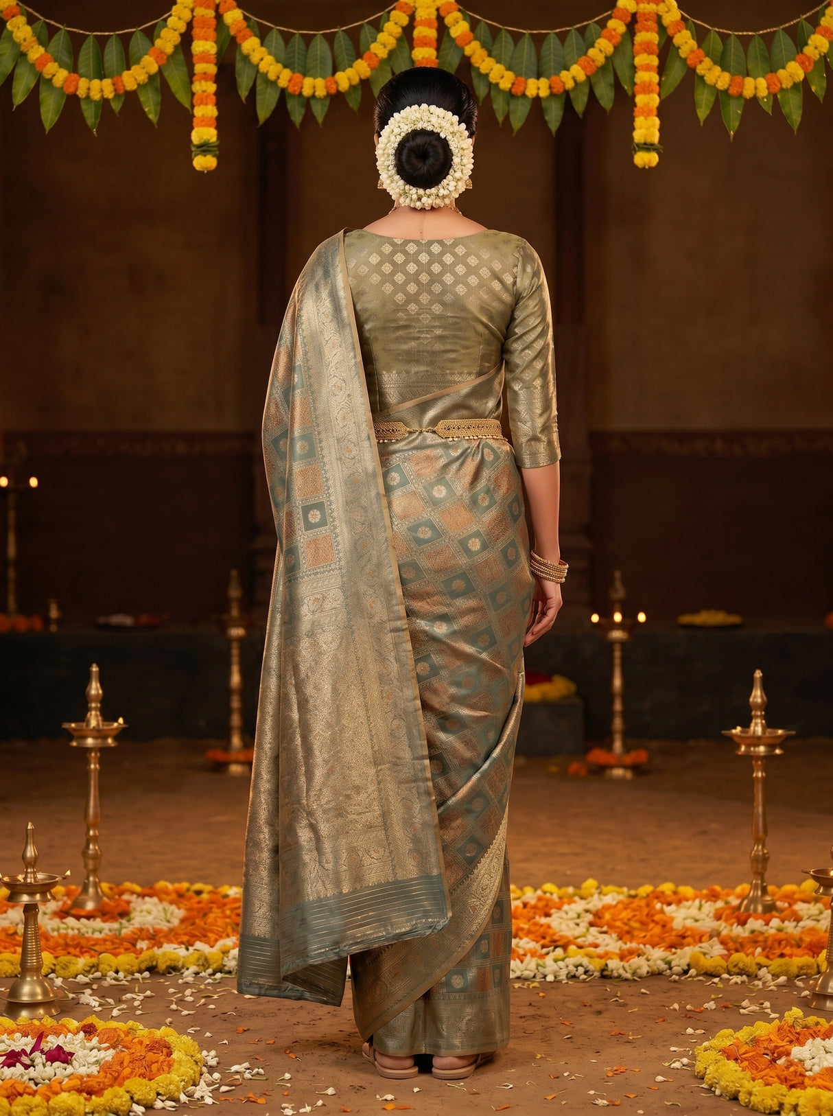 MIMOSA Saree Saree — pose 2 styling detail