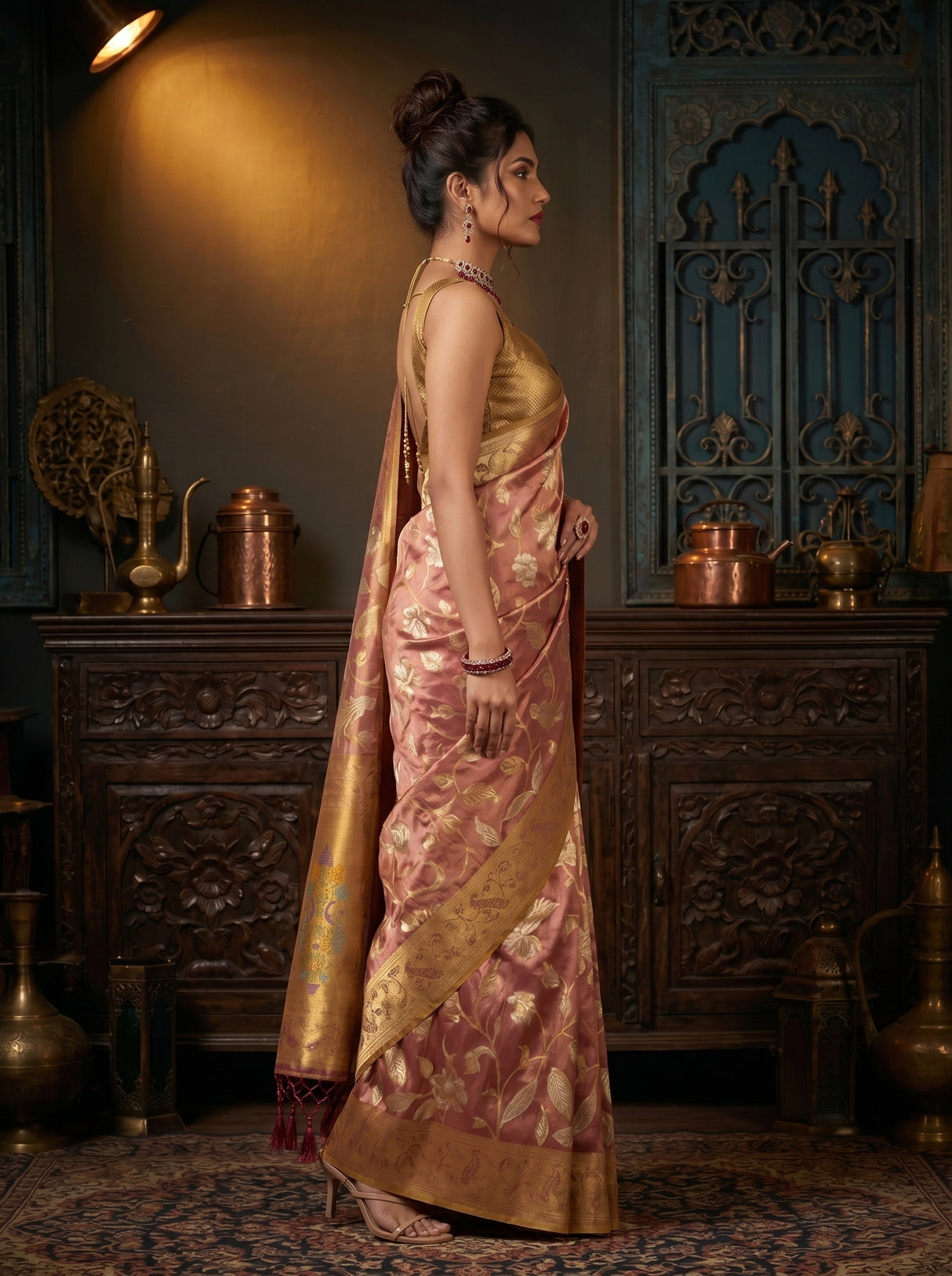 MIMOSA Saree Saree — pose 3 styling detail