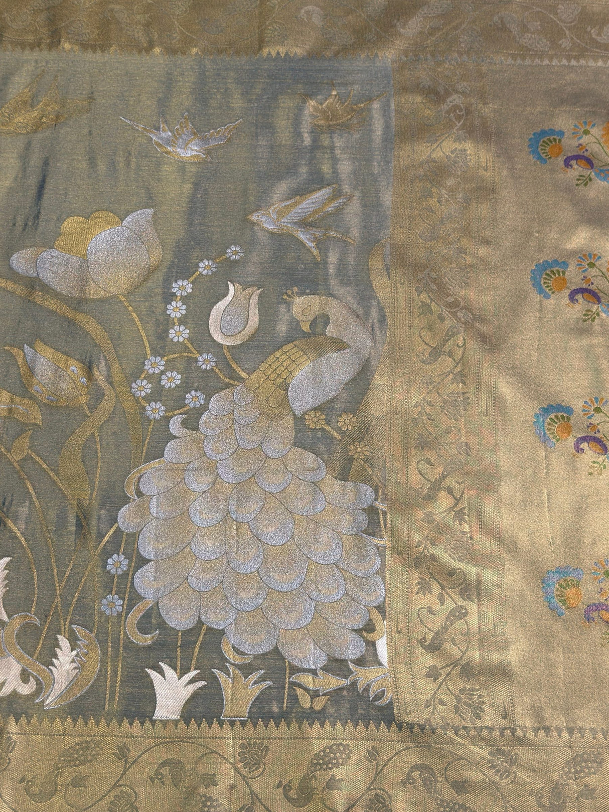 MIMOSA Saree Saree — pallu and zari work detail