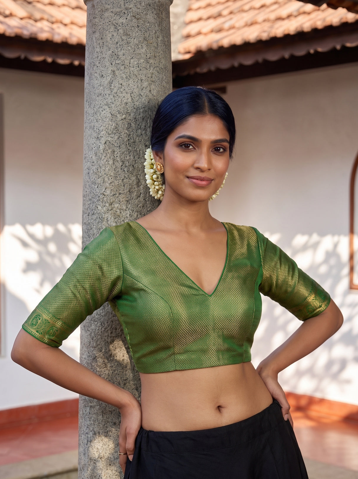 MIMOSA Maroon Saree Saree — blouse close-up