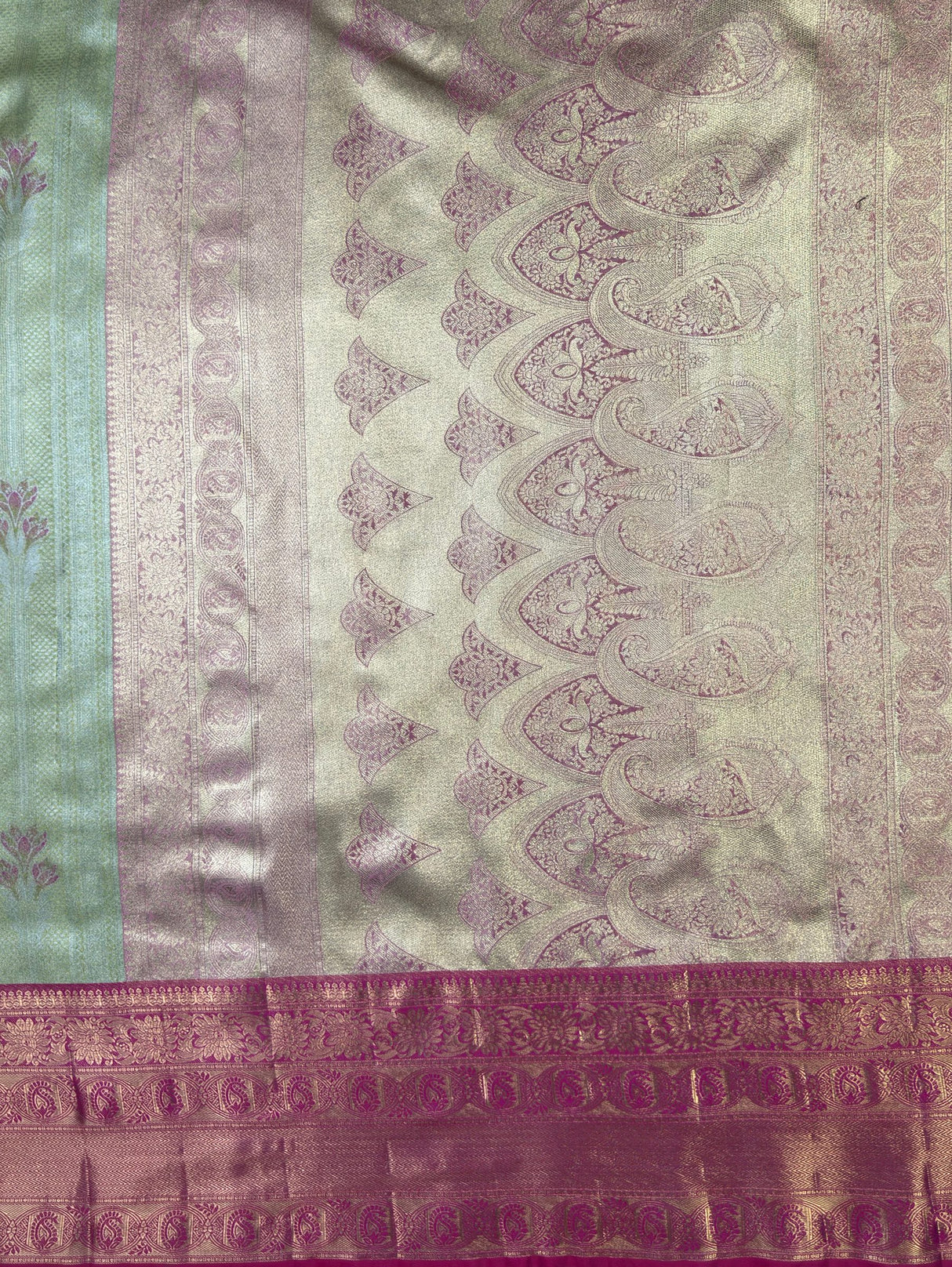 MIMOSA Olive Saree Saree — pallu and zari work detail