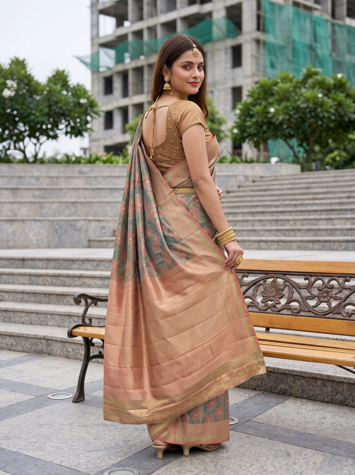 MIMOSA Saree Saree — pose 7 styling detail