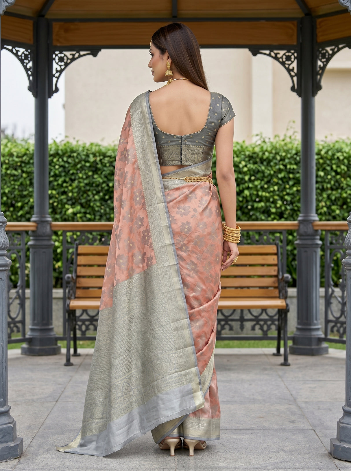 MIMOSA Saree Saree — pose 2 styling detail