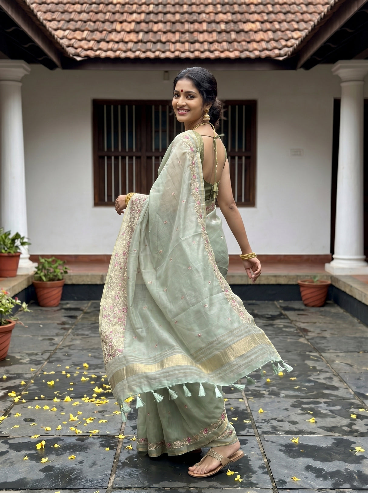 MIMOSA Pista Banarasi Art Silk Saree — Saree pallu and mirror reflection