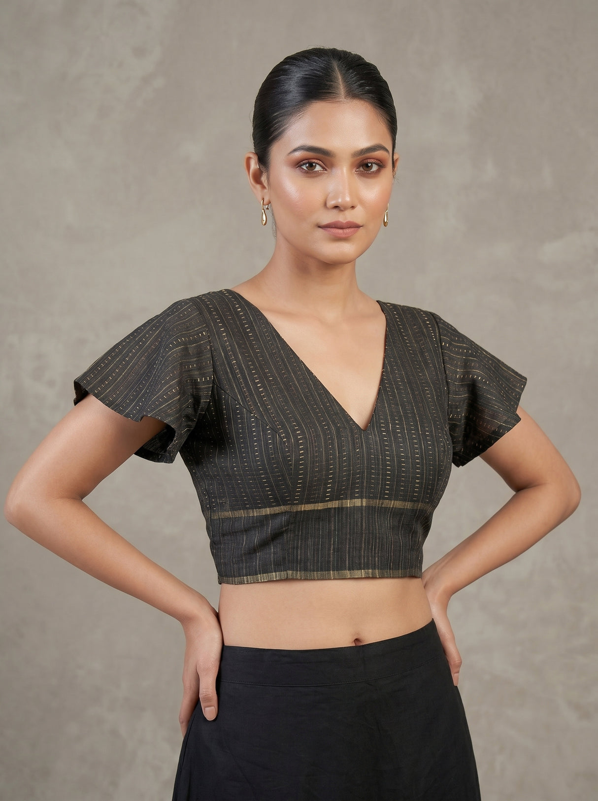 MIMOSA Grey Banarasi Art Silk Saree — blouse close-up