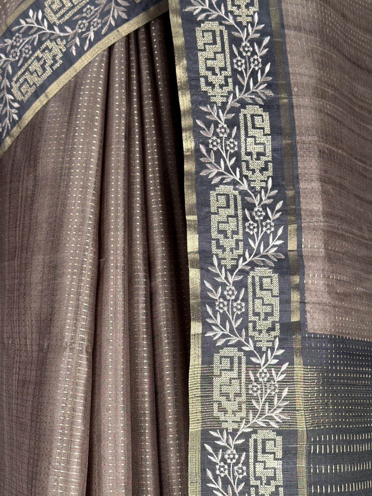 MIMOSA Saree Saree — fleets shot full lifestyle