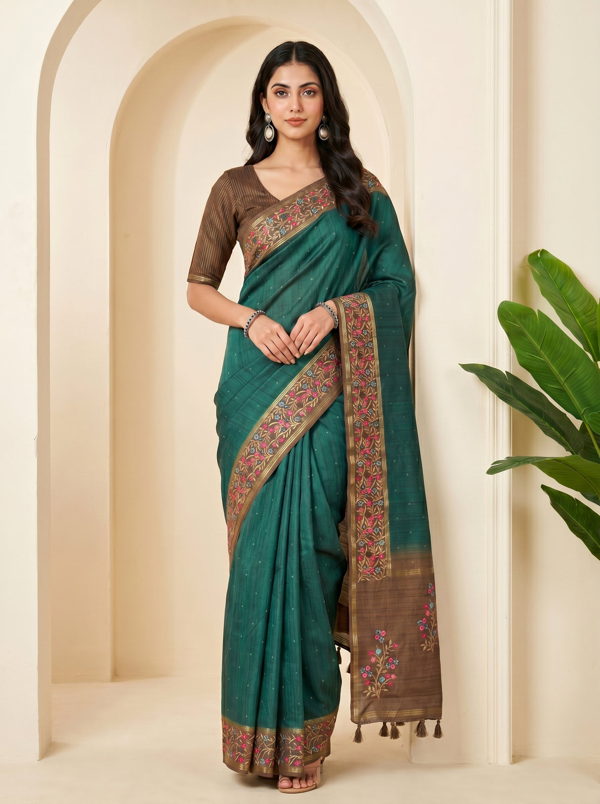 MIMOSA Saree Saree — pose 6 styling detail