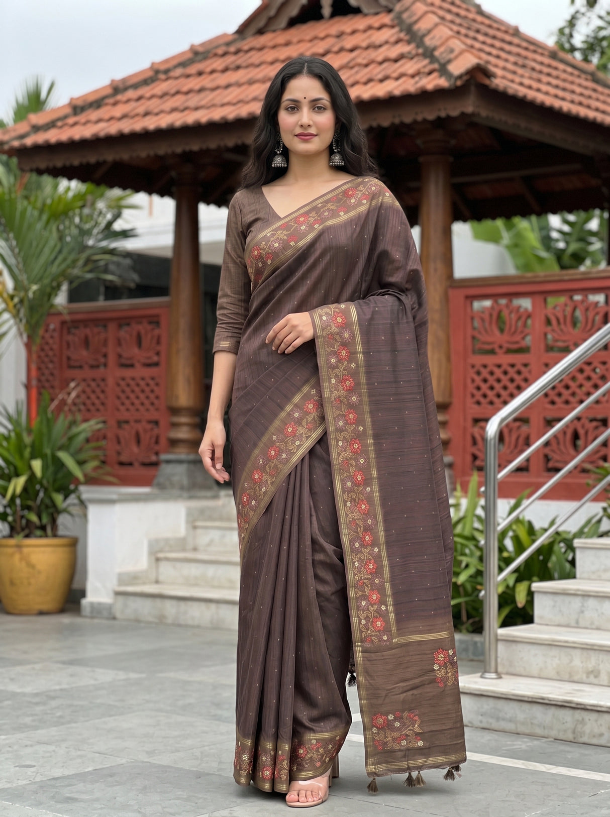 MIMOSA Chocolate Saree Saree — pose 9 styling detail