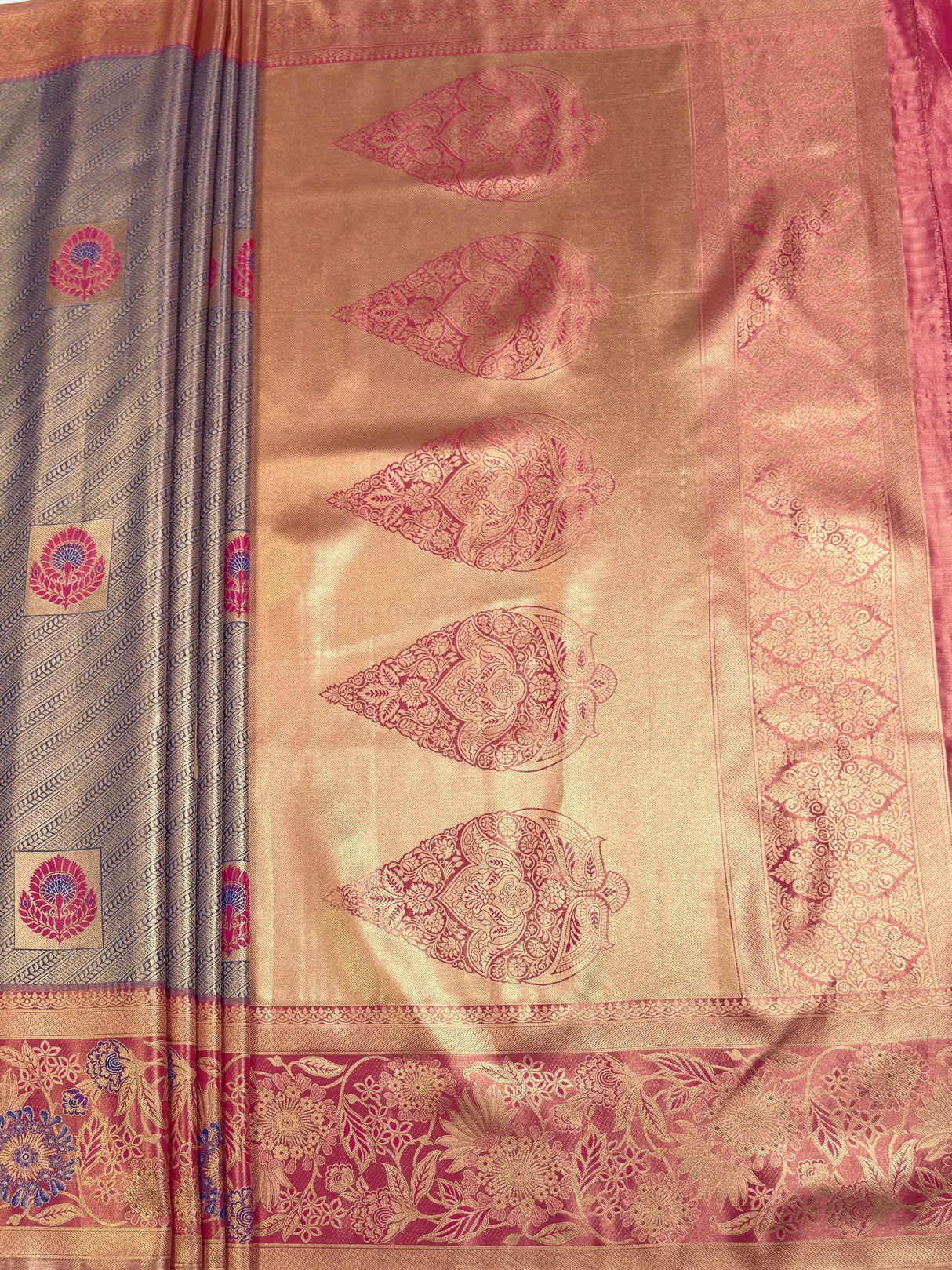 MIMOSA Saree Saree — pallu and zari work detail