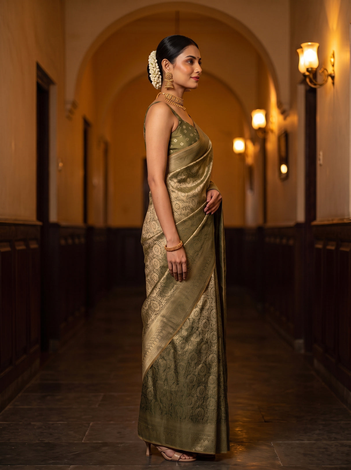 MIMOSA Saree Saree — pose 3 styling detail
