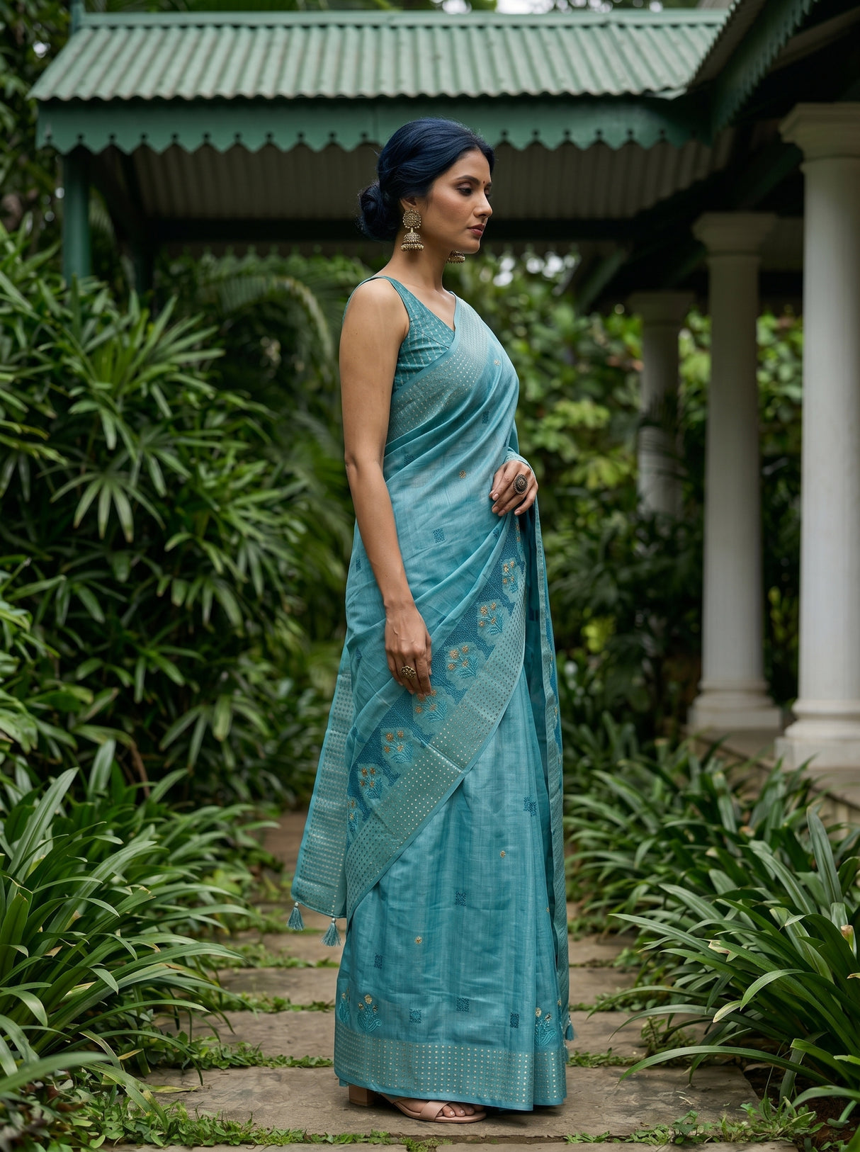 MIMOSA Sapphire Saree Saree — pose 3 styling detail