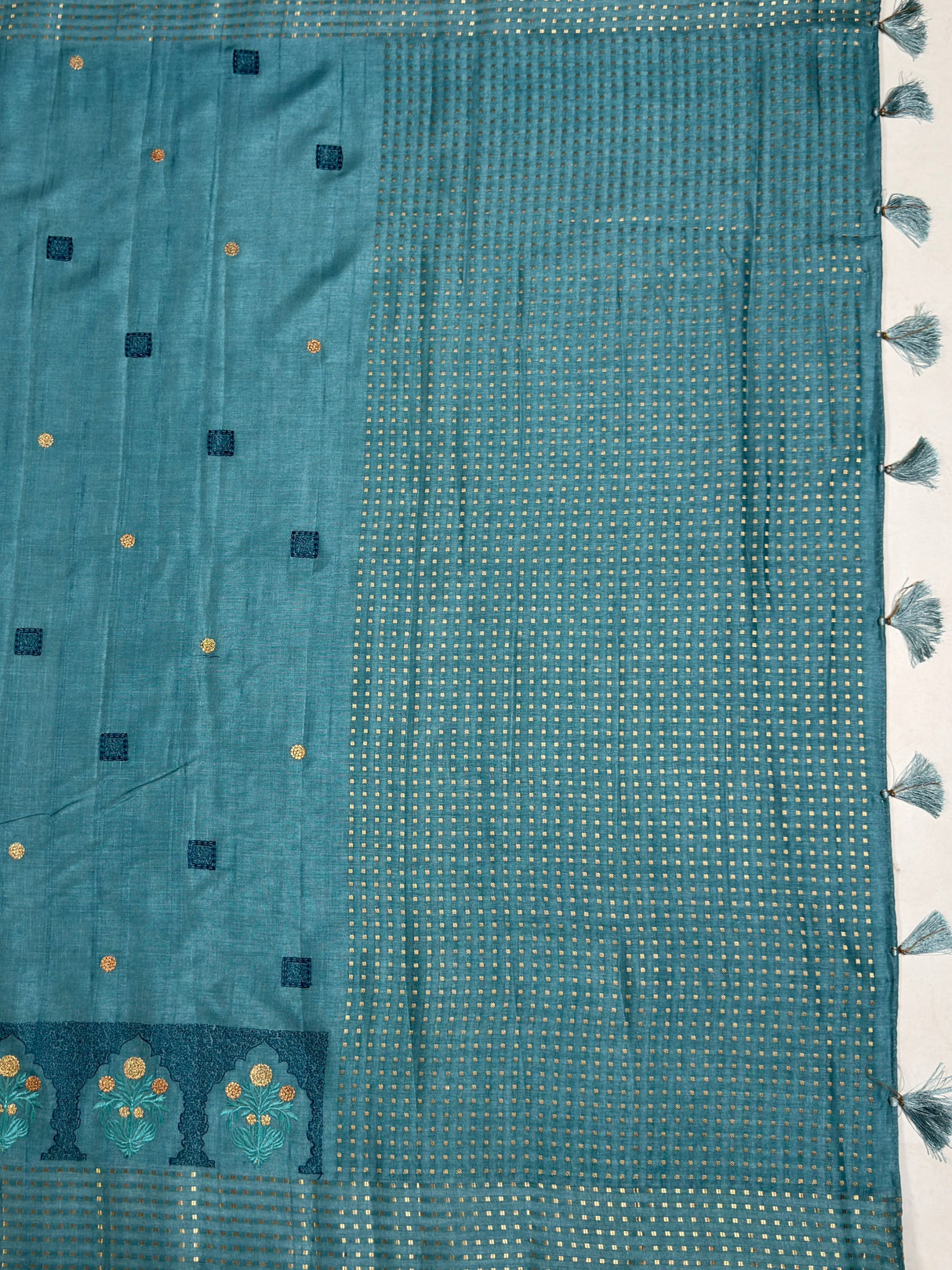 MIMOSA Sapphire Saree Saree — pallu and zari work detail