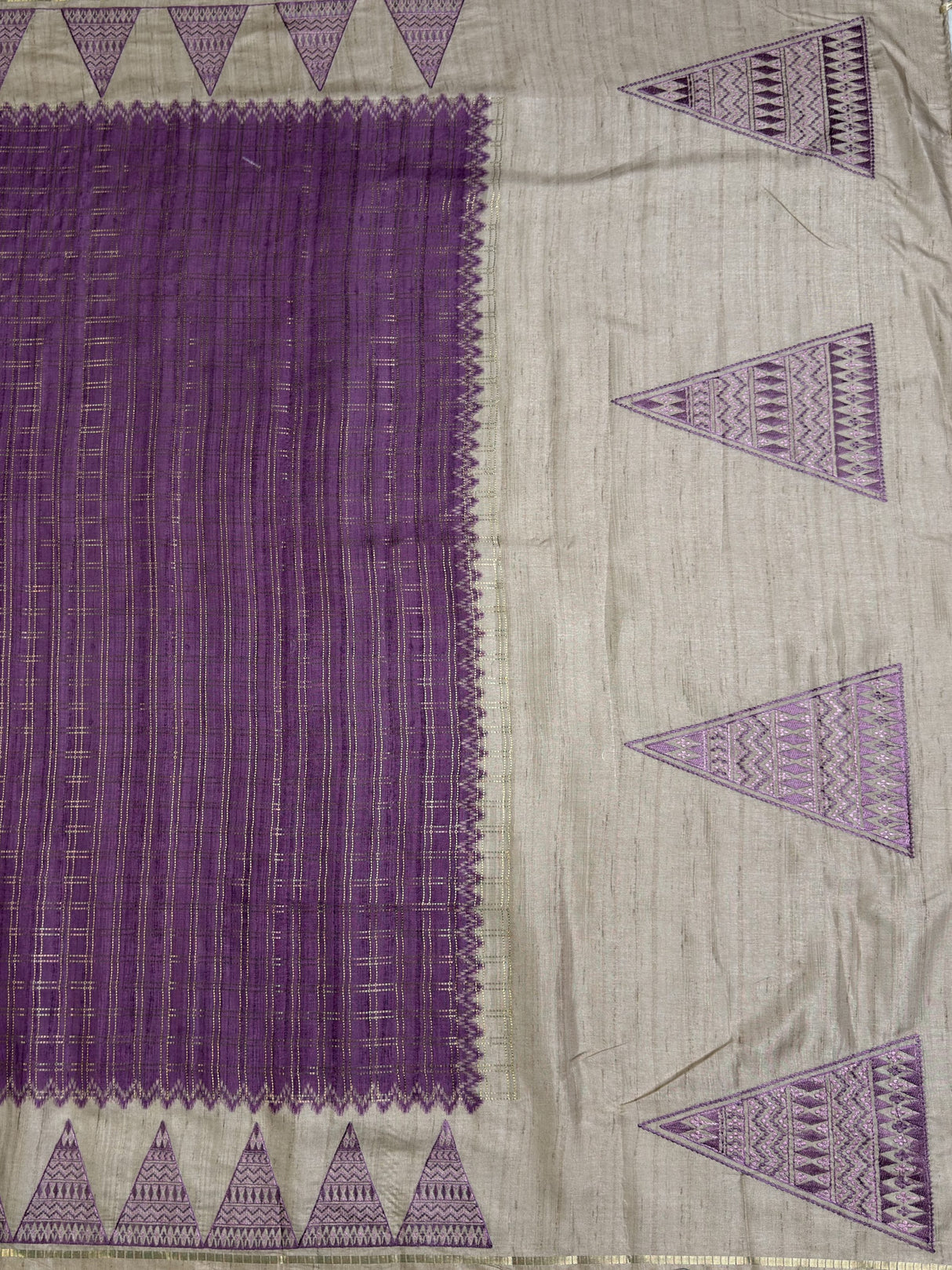 MIMOSA Wine Saree Saree — pallu and zari work detail