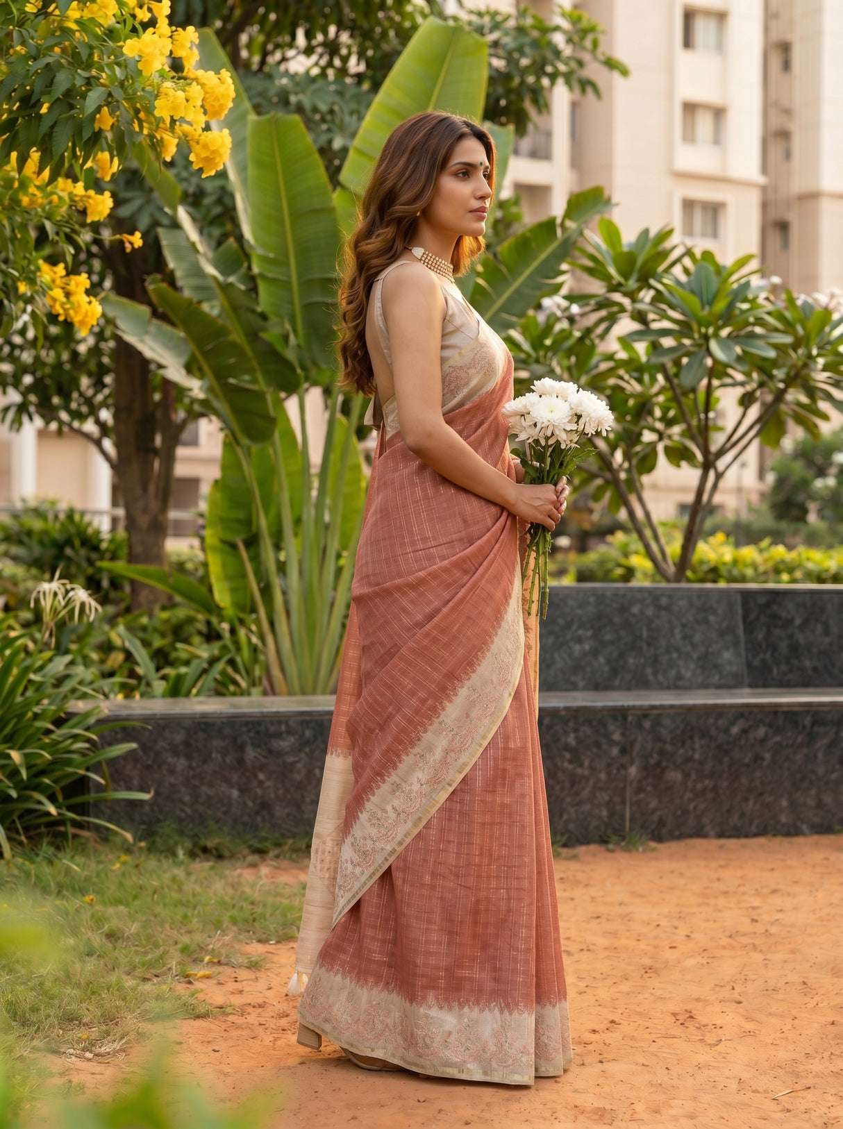 MIMOSA Maroon Saree Saree — pose 3 styling detail
